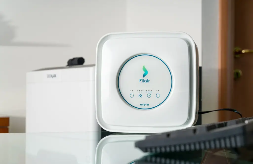 filair-white-2